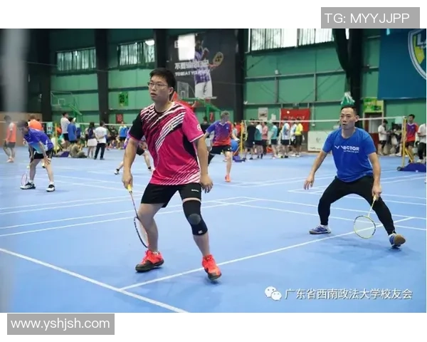 南京羽毛球队与重庆羽毛球队赛后复盘速度对比分析 南京羽毛球队与重庆羽毛球队赛后复盘速度对比分析