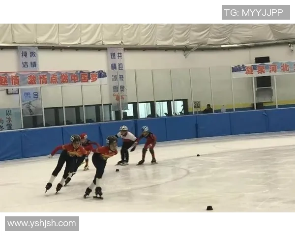 重庆排球队加速转型探索新战术提升竞技水平的热议与思考 重庆排球队加速转型探索新战术提升竞技水平的热议与思考