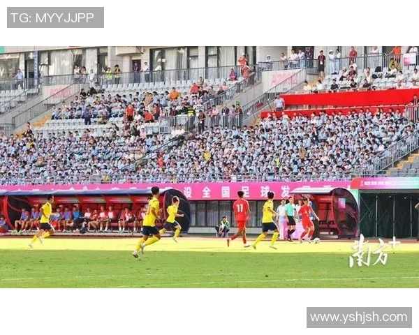 中国传奇足球明星齐聚一堂共庆足球盛宴精彩赛事点燃球迷热情 中国传奇足球明星齐聚一堂共庆足球盛宴精彩赛事点燃球迷热情