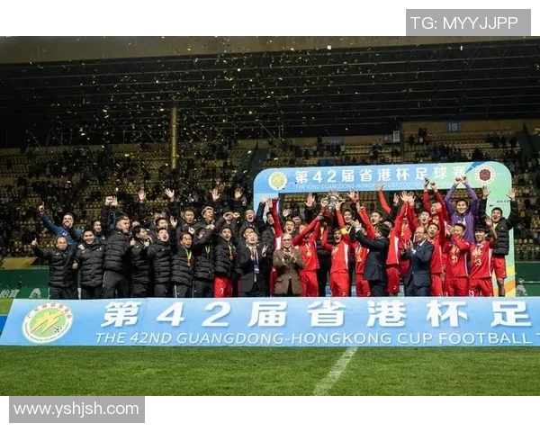 足球明星亲历中国足球发展之路的探索与思考 足球明星亲历中国足球发展之路的探索与思考